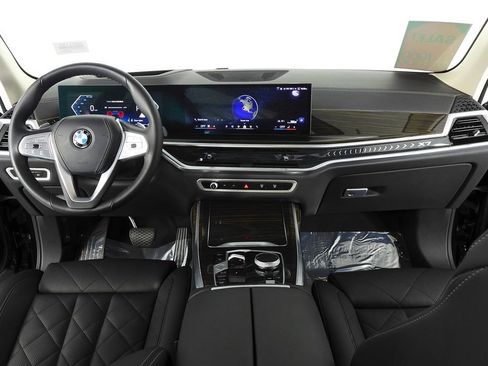 Certified 2024 BMW X7 xDrive40i w/ Premium Package AWD/4WD image 25