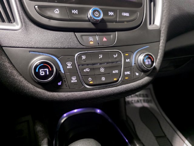 Used 2023 Chevrolet Malibu LT FWD image 20
