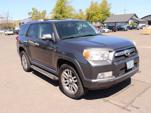 Used 2012 Toyota 4Runner Limited AWD/4WD image 3