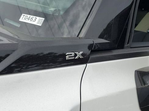 New 2026 GMC Hummer EV 4x4 Crew Cab image 9