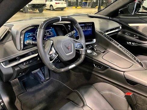 Used 2025 Chevrolet Corvette E-Ray w/ ZER Performance Package image 8