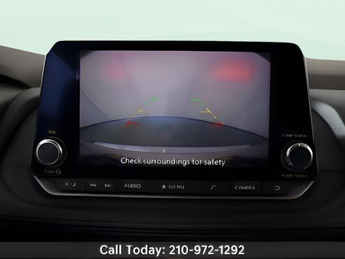 Used 2023 Nissan Rogue SV image 24