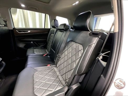 Used 2024 Volkswagen Atlas SEL Premium R-Line AWD/4WD image 15