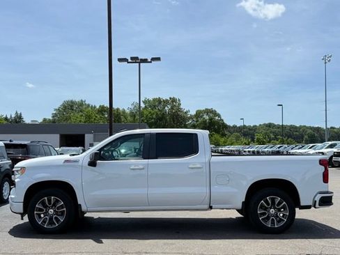 Used 2022 Chevrolet Silverado 1500 RST AWD/4WD image 40