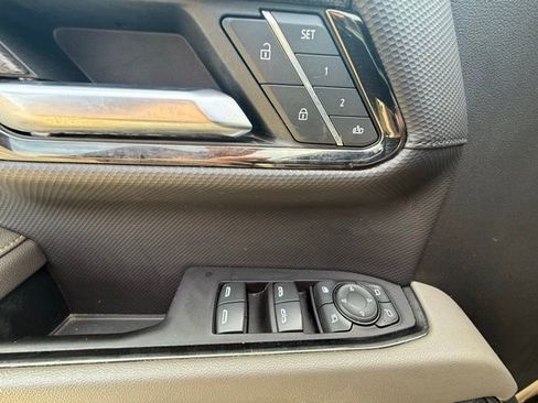 Used 2022 Chevrolet Silverado 1500 ZR2 image 15