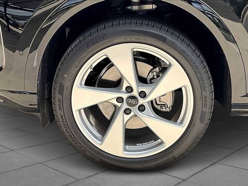 New 2025 Audi Q5 Premium Plus image 11
