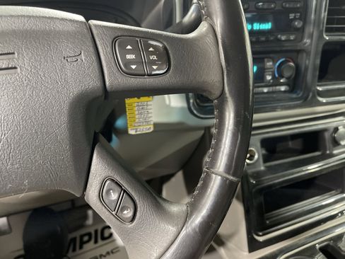 Used 2006 GMC Sierra 1500 SLT w/ Onstar Plus Package image 19