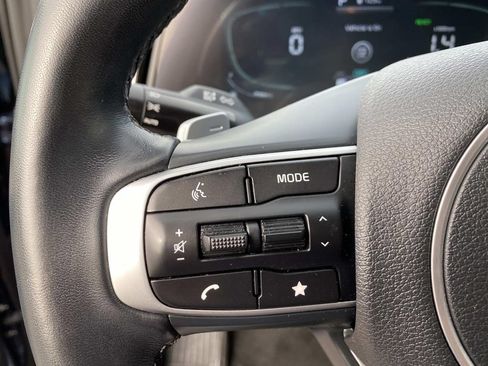 Used 2023 Kia Sportage EX AWD/4WD image 17