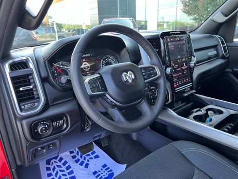Used 2025 RAM 1500 Big Horn AWD/4WD image 7