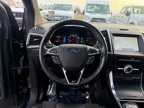 Used 2019 Ford Edge ST w/ Equipment Group 401A image 15