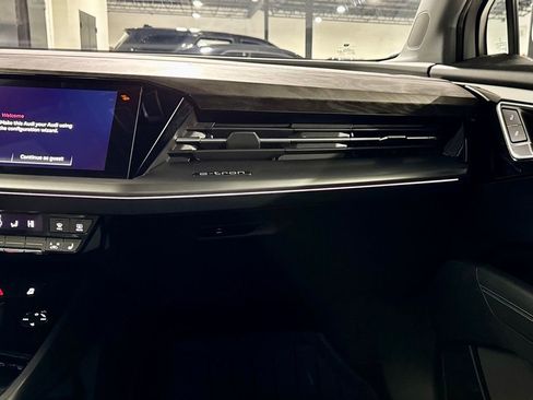 Used 2022 Audi Q4 e-tron Premium Plus image 25