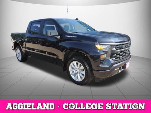 Certified 2022 Chevrolet Silverado 1500 Custom RWD image 3