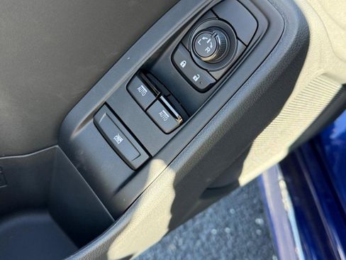 New 2025 Toyota GR86 Premium image 9