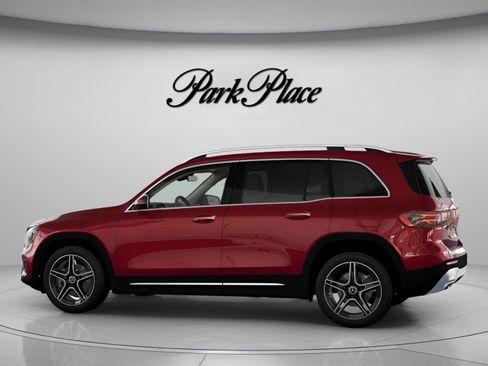 Used 2026 Mercedes-Benz GLB 250 image 9
