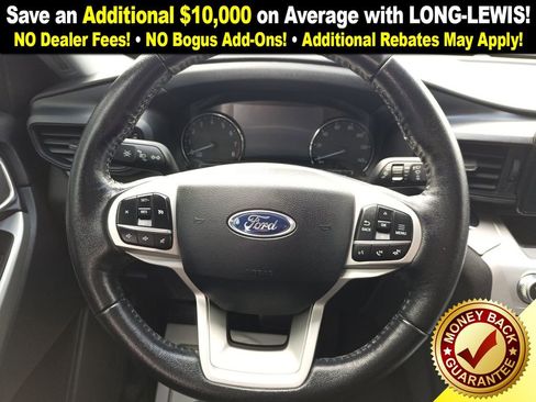 Used 2021 Ford Explorer XLT image 19