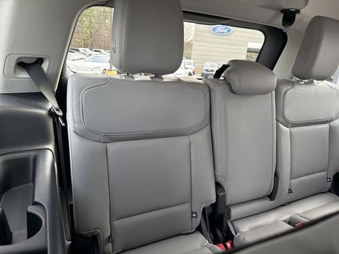 New 2026 Ford Expedition Active image 23