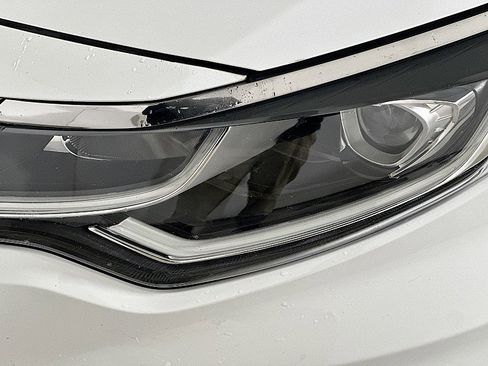 Used 2019 Kia Optima LX image 31