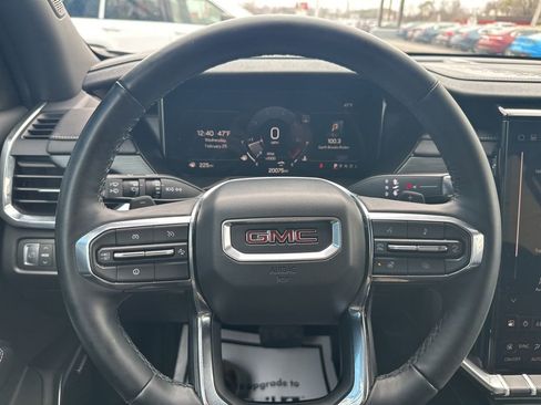 Used 2025 GMC Acadia Elevation FWD image 27