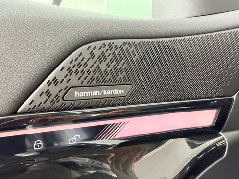 New 2026 BMW 550e xDrive w/ Executive Package image 12