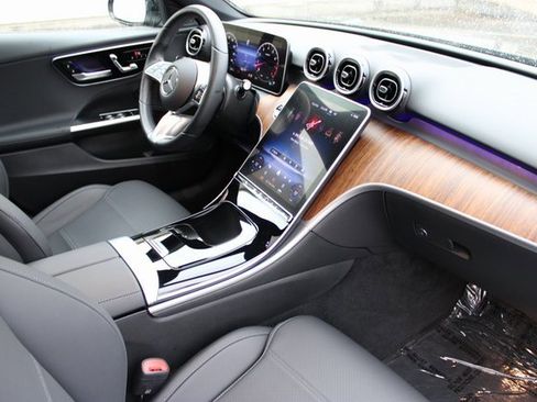 Used 2024 Mercedes-Benz C 300 Sedan image 12