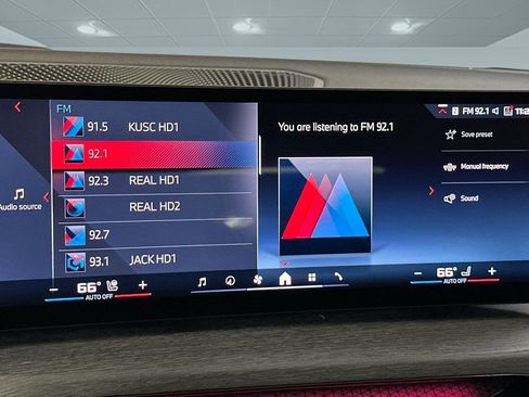 Used 2026 BMW M440i Coupe w/ Premium Package image 21