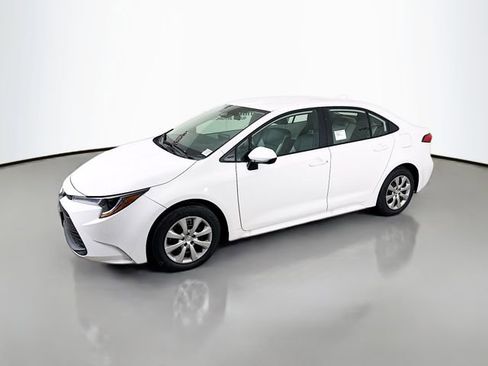 New 2026 Toyota Corolla LE image 3