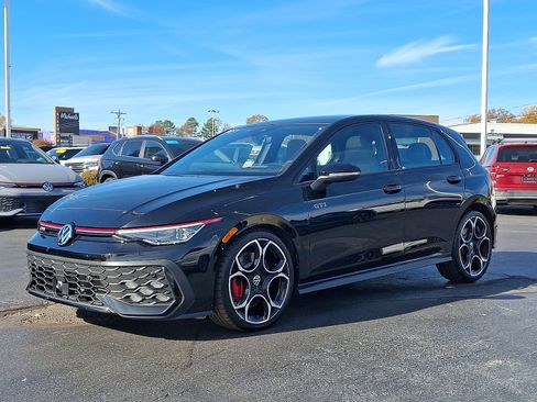 Certified 2025 Volkswagen GTI Autobahn image 3