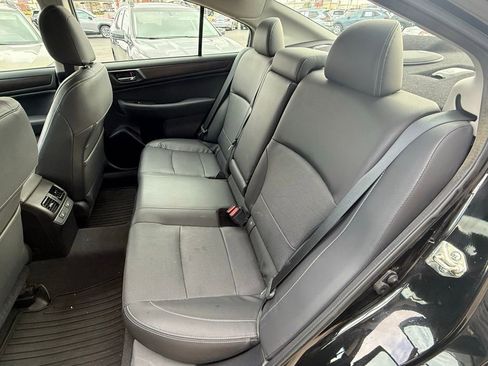 Used 2016 Subaru Legacy 2.5i Limited image 10