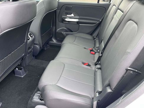 New 2026 Mercedes-Benz GLB 250 4MATIC image 16