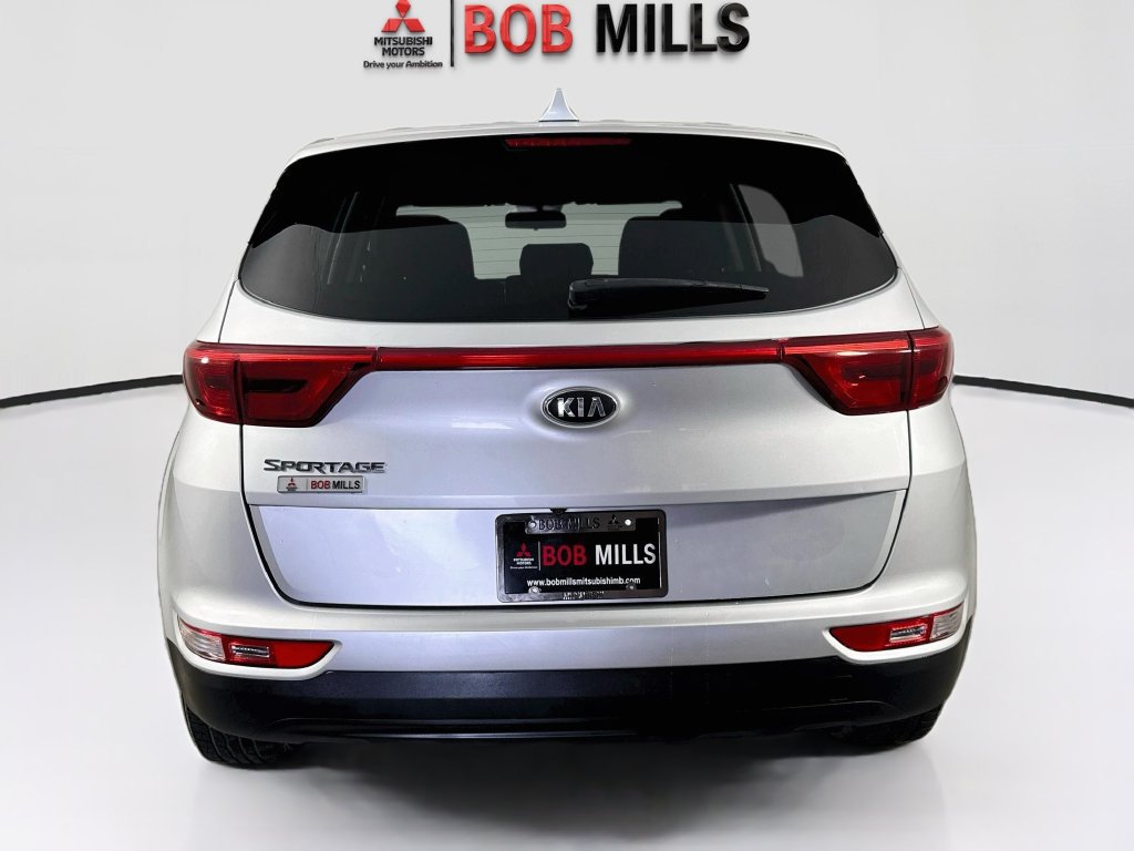 Used 2019 Kia Sportage LX AWD/4WD image 6