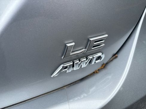 Used 2024 Toyota Camry LE AWD/4WD image 18