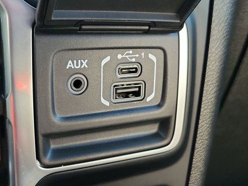 Used 2022 Jeep Wrangler Unlimited Sahara w/ Safety Group image 29