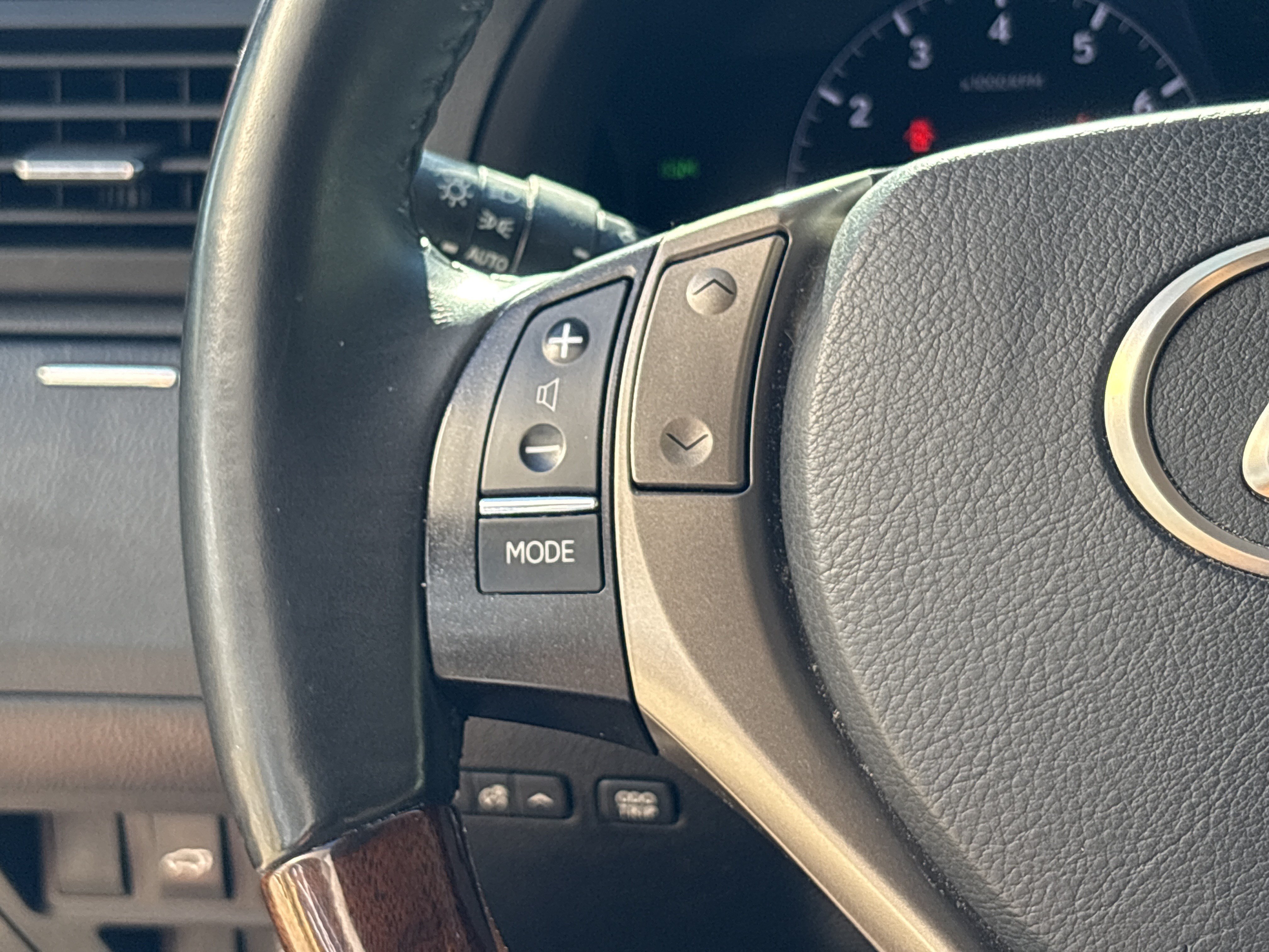 Used 2013 Lexus RX 350 AWD w/ Navigation Pkg image 19