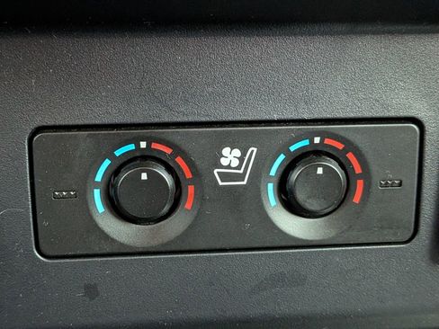 Used 2021 Toyota 4Runner Limited image 28