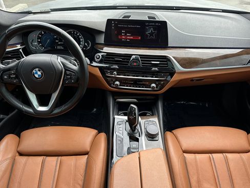 Used 2018 BMW 530e image 3