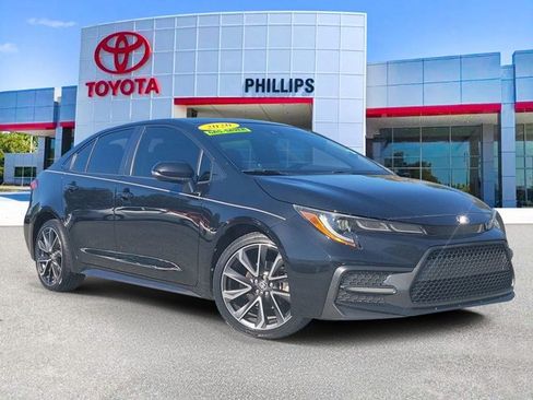 Used 2020 Toyota Corolla XSE image 1