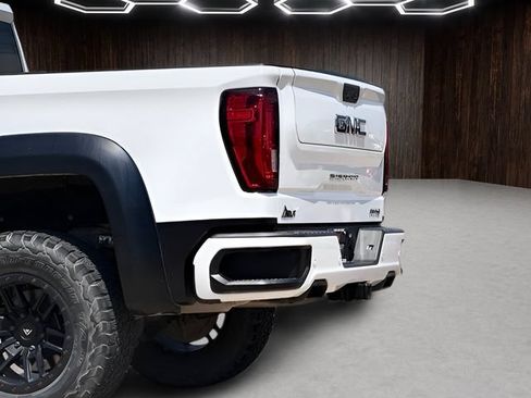 Used 2021 GMC Sierra 1500 AT4 w/ AT4 Premium Package AWD/4WD image 13