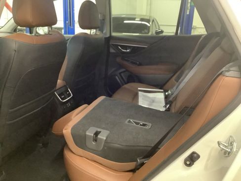 Used 2023 Subaru Outback Touring XT AWD/4WD image 14