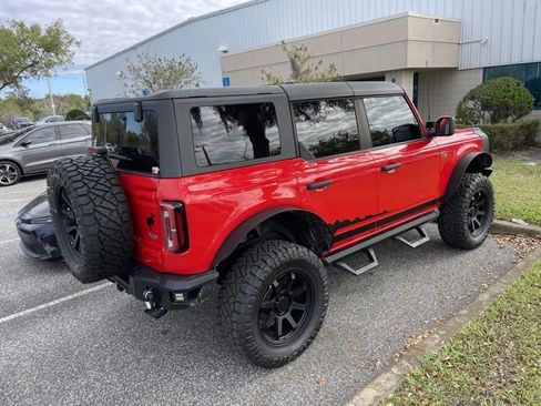 Used 2022 Ford Bronco Wildtrak image 9