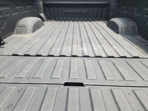 Used 2024 GMC Sierra 2500 AT4X AWD/4WD image 32