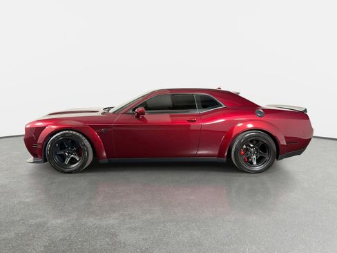 Used 2018 Dodge Challenger SRT Hellcat RWD image 5