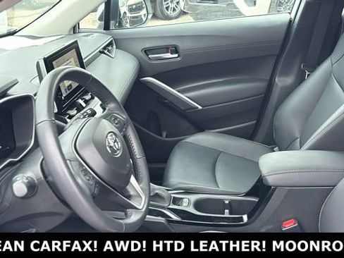 Used 2023 Toyota Corolla Cross XLE w/ Convenience Package image 22
