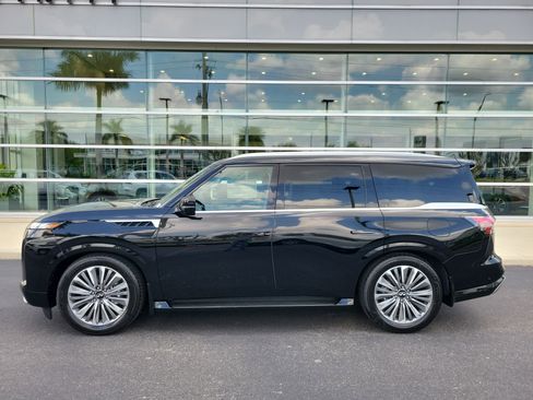 New 2026 INFINITI QX80 Luxe RWD image 7