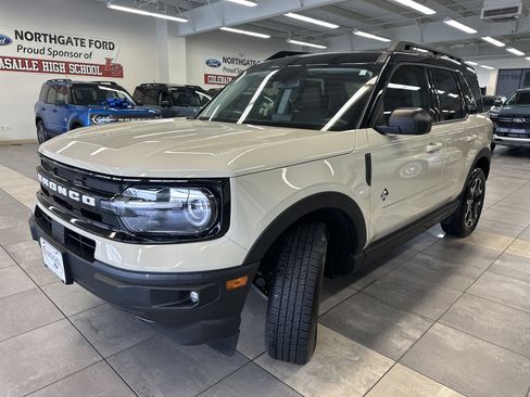 Used 2024 Ford Bronco Sport Outer Banks w/ Tech Package image 15