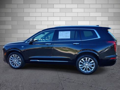 Certified 2023 Cadillac XT6 Premium Luxury image 2