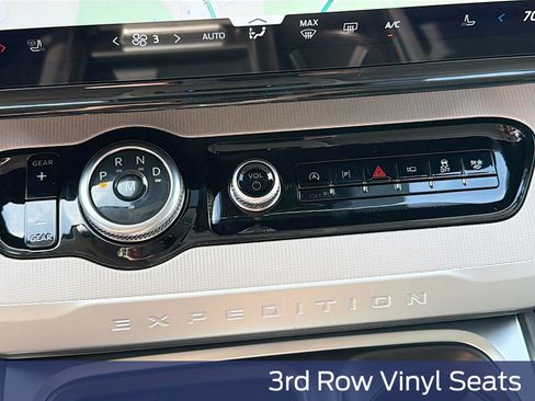 New 2026 Ford Expedition Active RWD image 25