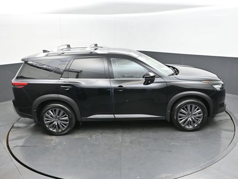 Used 2025 Nissan Pathfinder SL w/ SL Premium Package image 35