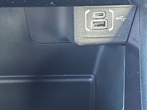 New 2026 Jeep Compass Latitude image 22