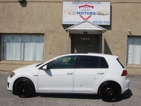 Used 2017 Volkswagen GTI Autobahn FWD image 5