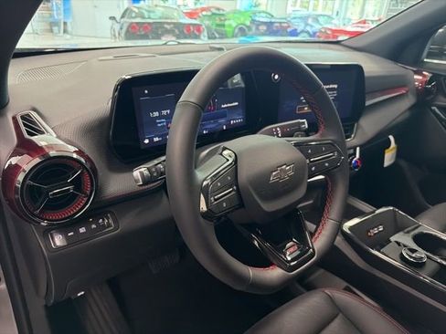New 2026 Chevrolet Equinox RS AWD/4WD image 17